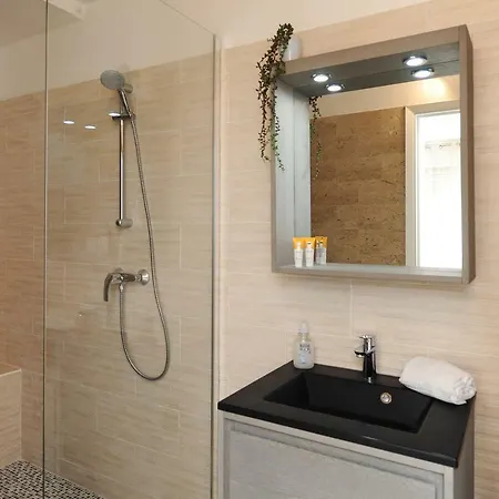 Mesdemoiselles - Five Stars Holiday House Apartment