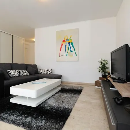 Mesdemoiselles - Five Stars Holiday House Nizza