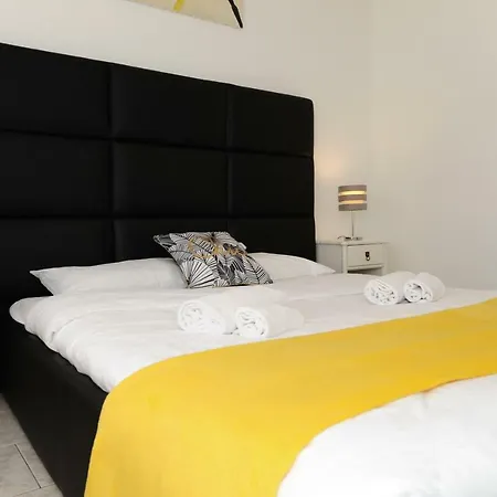 Apartment Mesdemoiselles - Five Stars Holiday House